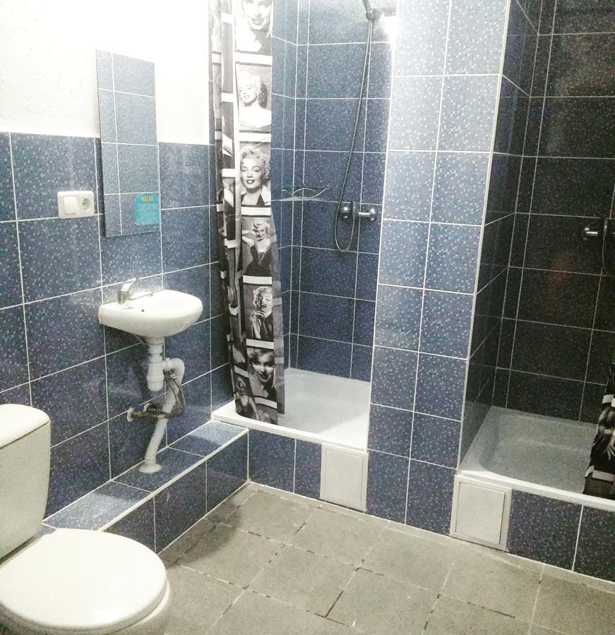 Yourhostel Saperka Kyjev Exteriér fotografie